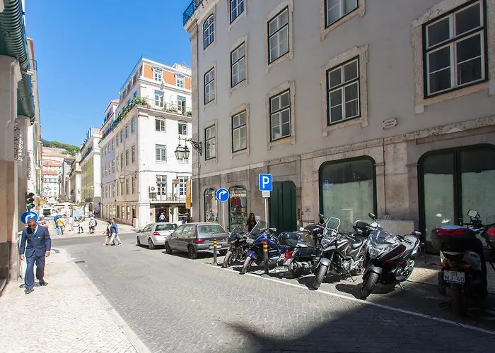 Feels Like Home Baixa World Flat